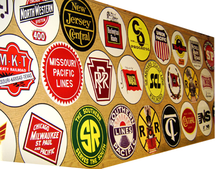 8 inch round logo signs